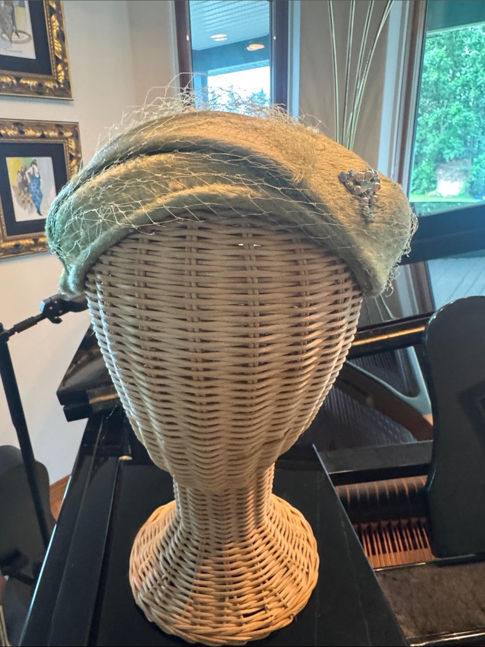 Light Green Wool MCM pillbox plush velour hat with Decorative Brooch 21”circ.